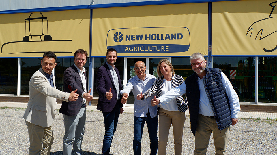 New Holland funde concessionárias para melhorar serviço e funcionalidade