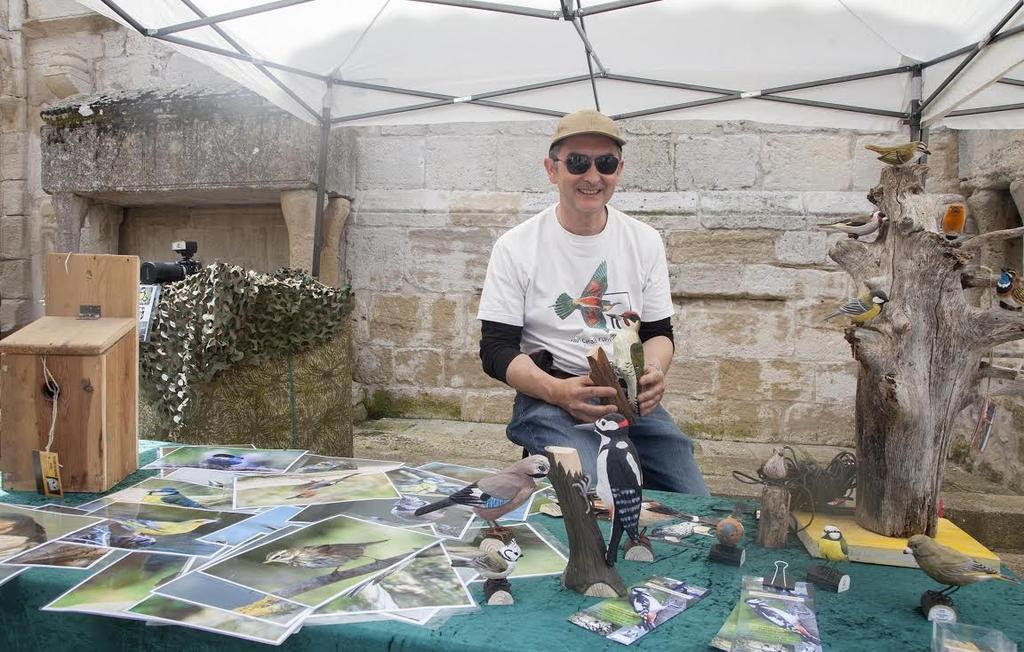 Eduard Viver, entusiasta da natureza e da ornitologia e promotor do projeto amantes dos pássaros