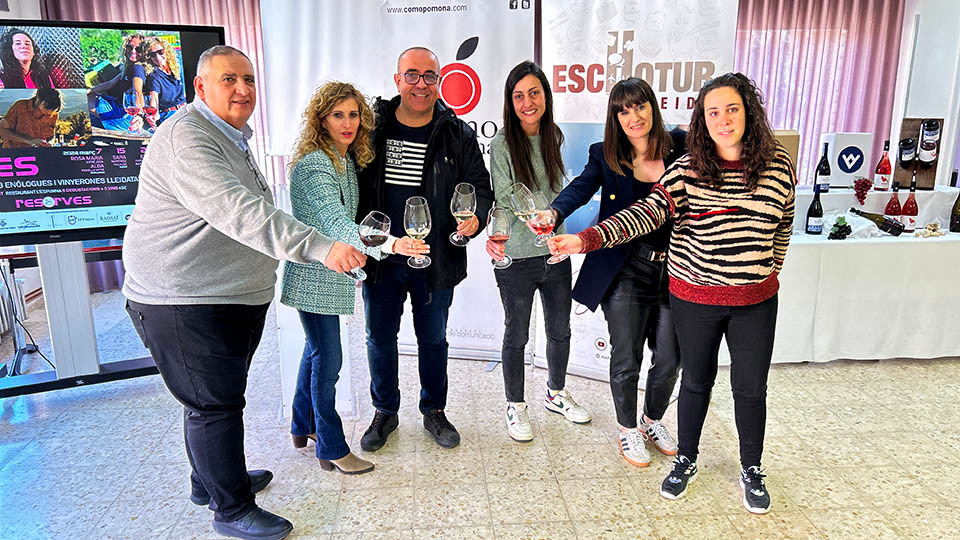 Terceira edição da campanha da vinha, para homenagear o talento feminino do sector vitivinícola de Lleida