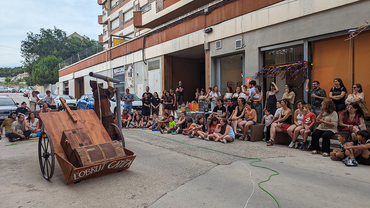 CRUMA comemora 5 anos de formação teatral e cênica em Tàrrega