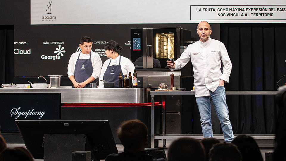 O chef de Lleida, Joel Castanyè, participa das apresentações do Congresso Internacional de Gastronomia Madrid Fusión